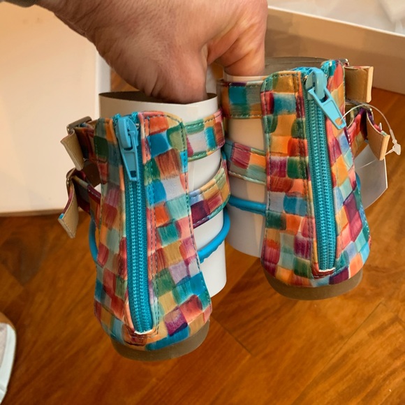 Multicolored Sandals - Picture 7 of 8